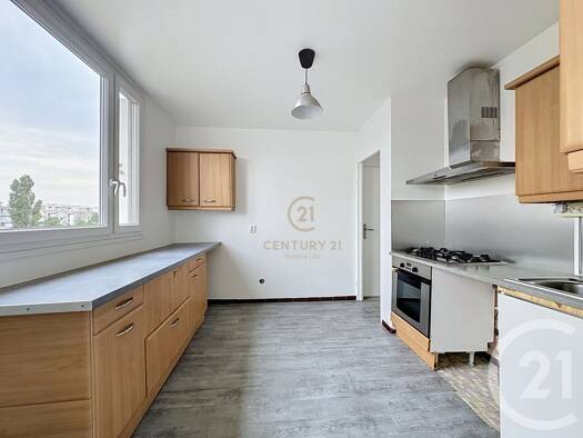 Appartement à vendre 189 000 € 4 pièces 3 chambres 81,1 m² Étage 3/3 Lyon 8ème arrondissement 69008