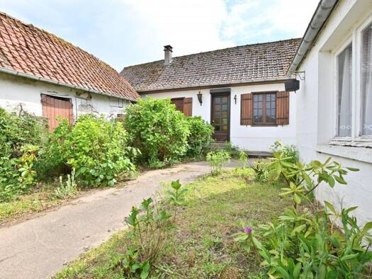 Maison de plain-pied à vendre 122 000 € 4 pièces 3 chambres 121 m² 1 218 m² de terrain Nouvion 80860