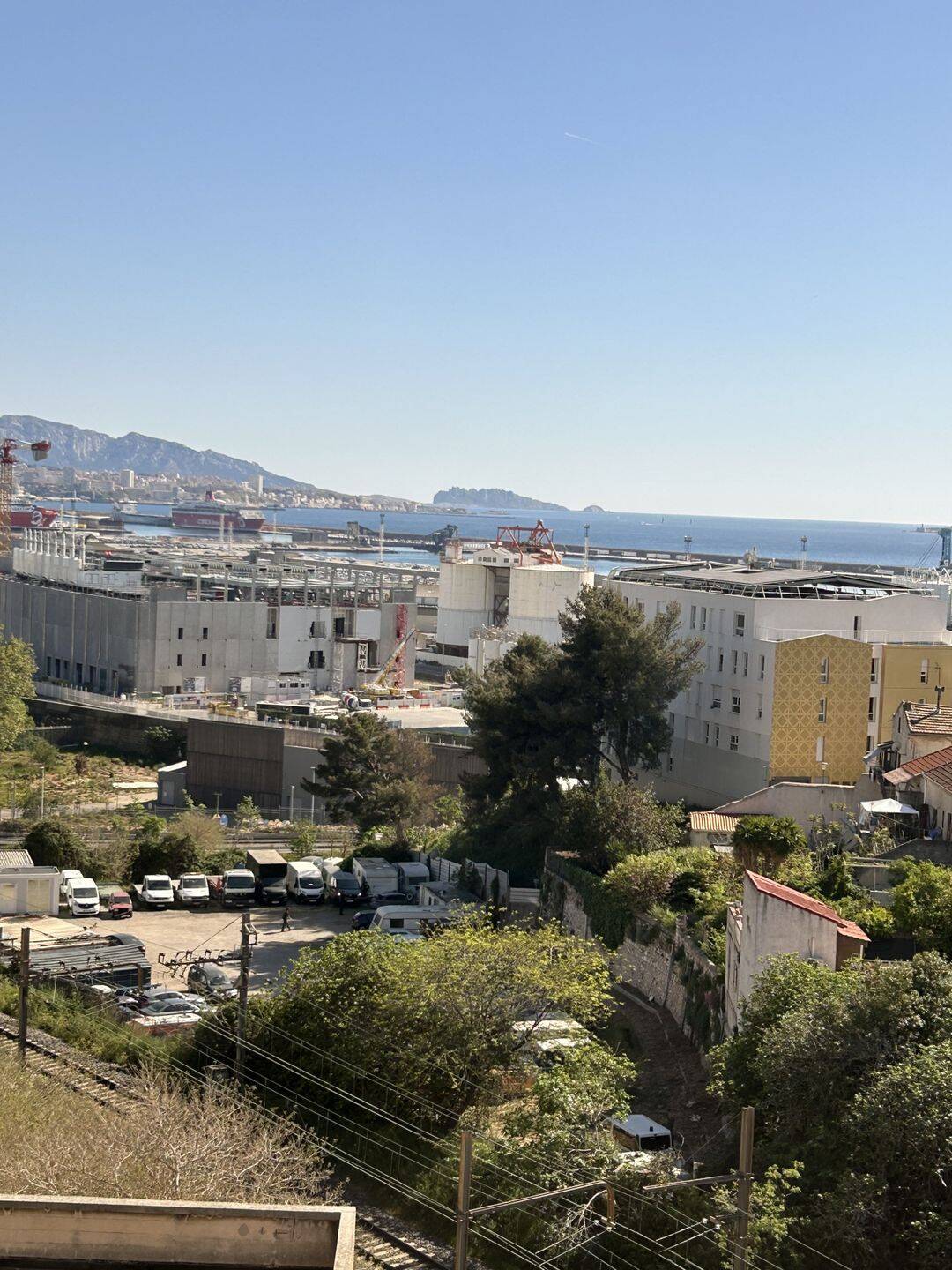 Appartement 1 pièce 28 m² · à Marseille 15ème Arrondissement · 28 m² · 54 000 €