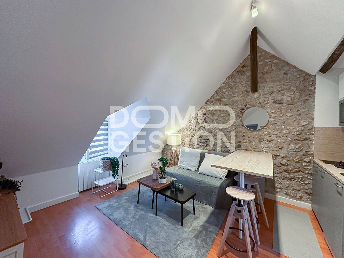 Appartement 1 pièce 18 m² · à Melun · 18 m² · 650 €/mois