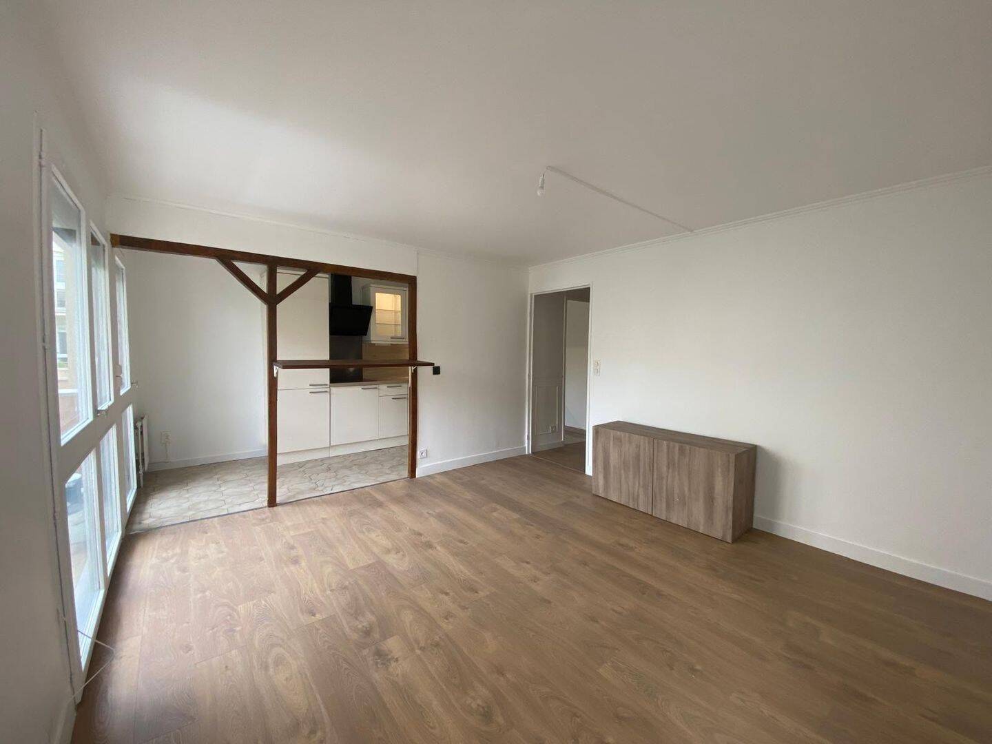 Appartement 2 pièces 56 m² · à Évry-Courcouronnes · 56 m² · 950 €
