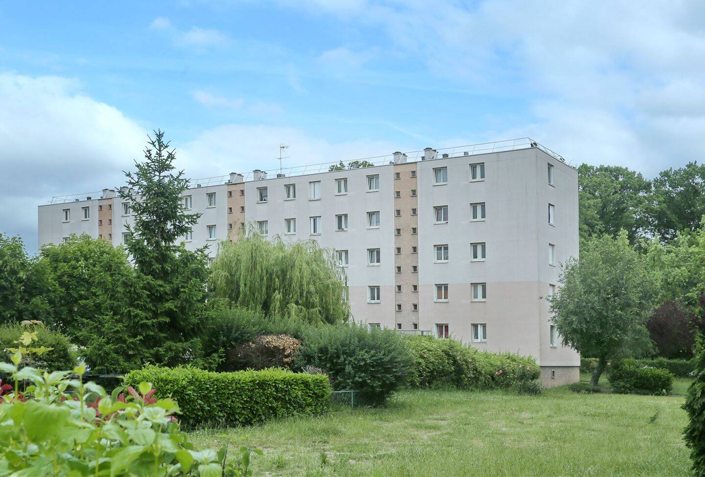 Appartement 3 pièces 53 m² · à Livry-Gargan · 53 m² · 804 €