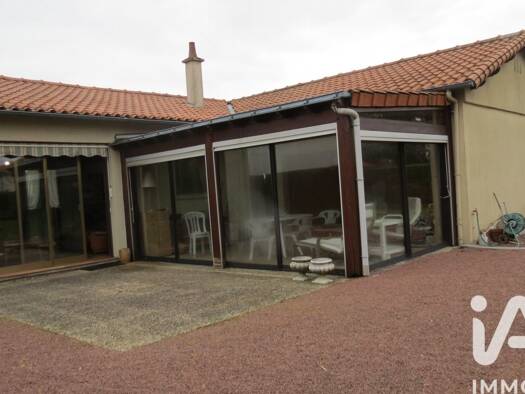Maison à vendre 238 500 € 5 pièces 3 chambres 104 m² 990 m² de terrain Saint-Léger-sous-Cholet 49280