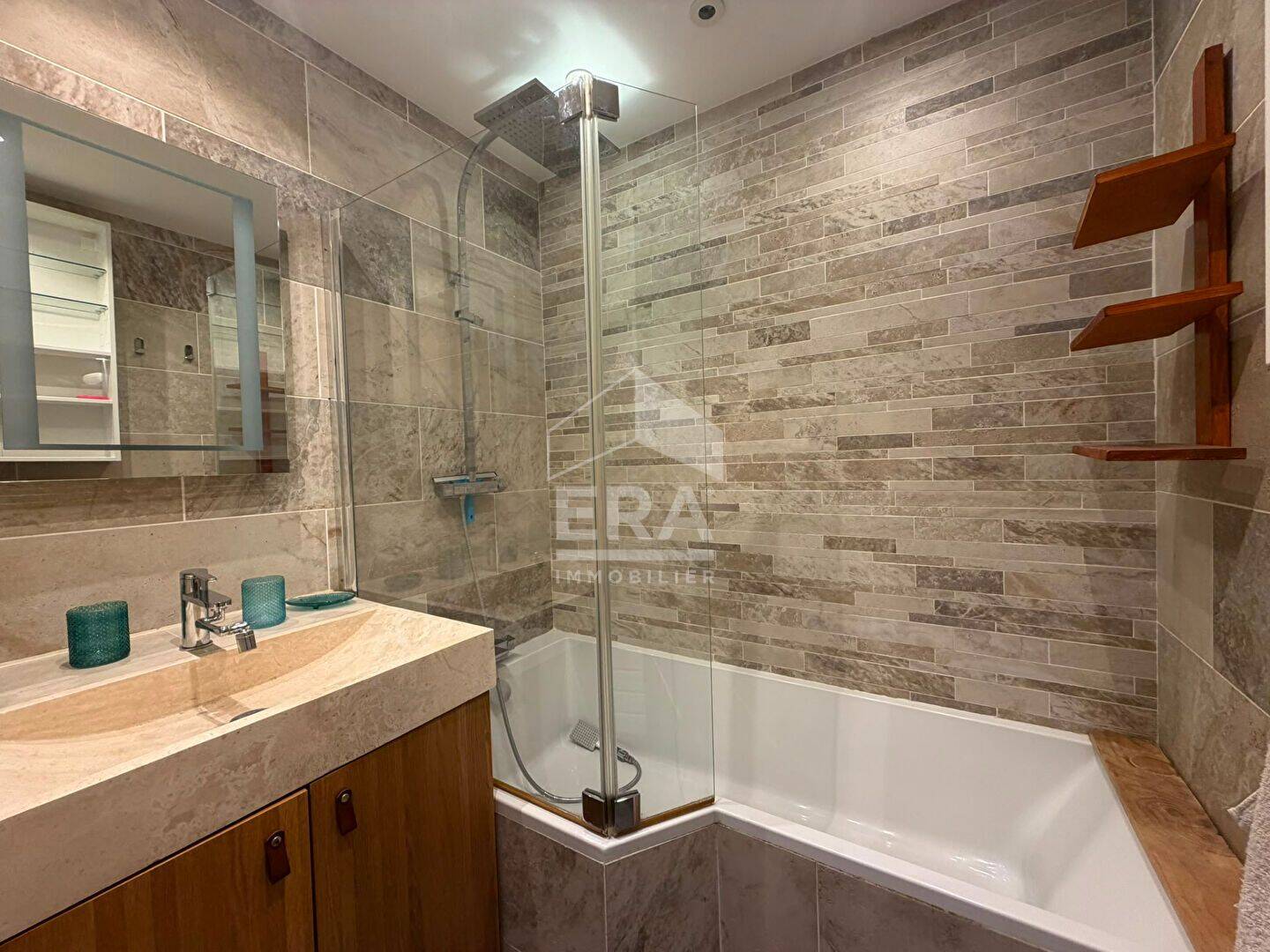 Appartement 2 pièces 48 m² · à Saint-Laurent-du-Var · 48 m² · 900 €/mois