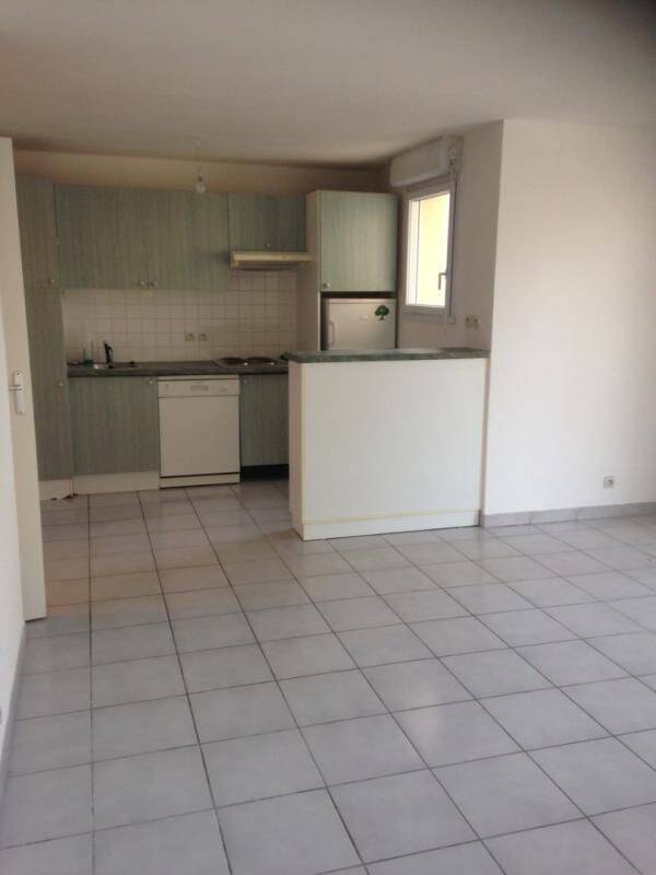 Appartement 3 pièces 60 m² · à Pessac · 60 m² · 830 €