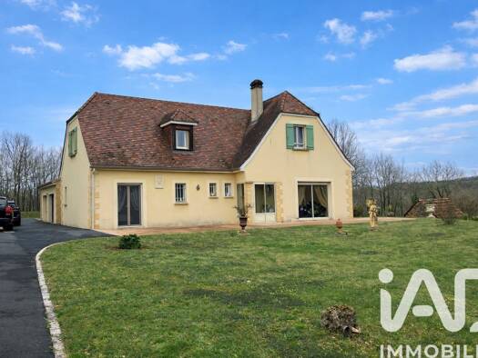 Maison à vendre 309 000 € 5 pièces 3 chambres 158 m² 3 659 m² de terrain Meyrals 24220