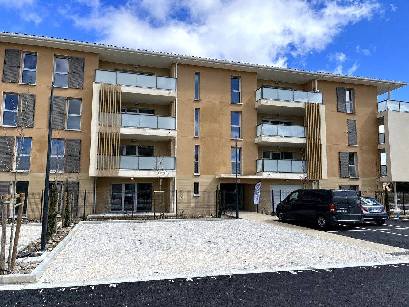 3 pièces 60 m² · à Monteux · 60 m² · 800 €