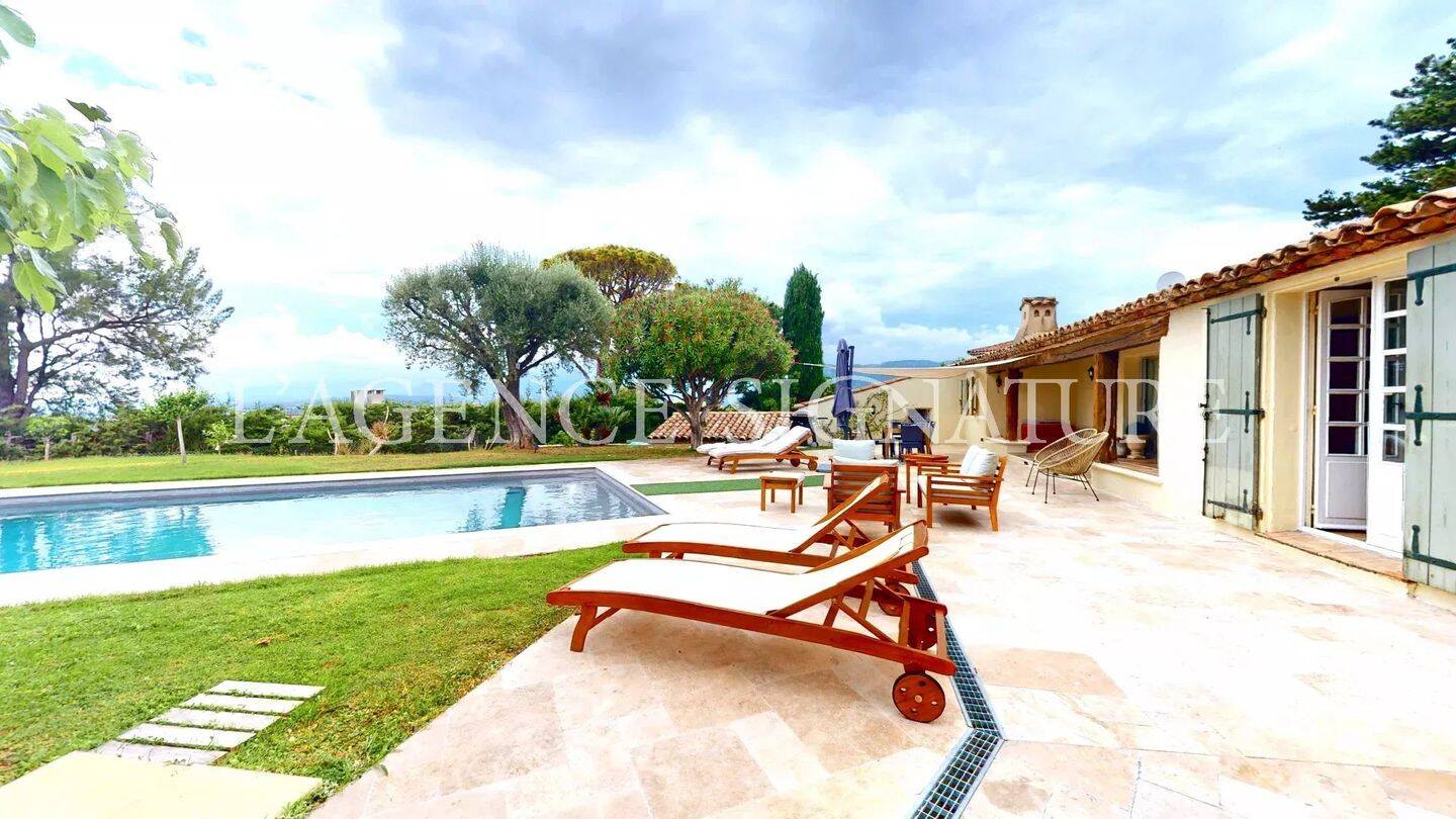 A LOUER NICE FABRON - VILLA 6P AVEC PISCINE — 24