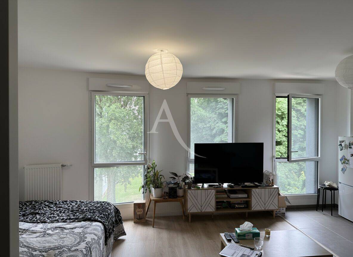 Appartement 1 pièce 33 m² · à Romainville · 32,5 m² · 199 000 €