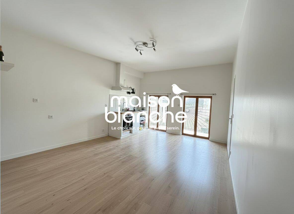 Appartement 3 pièces 49 m² · à Saint-Maixent-l'École · 49 m² · 480 €