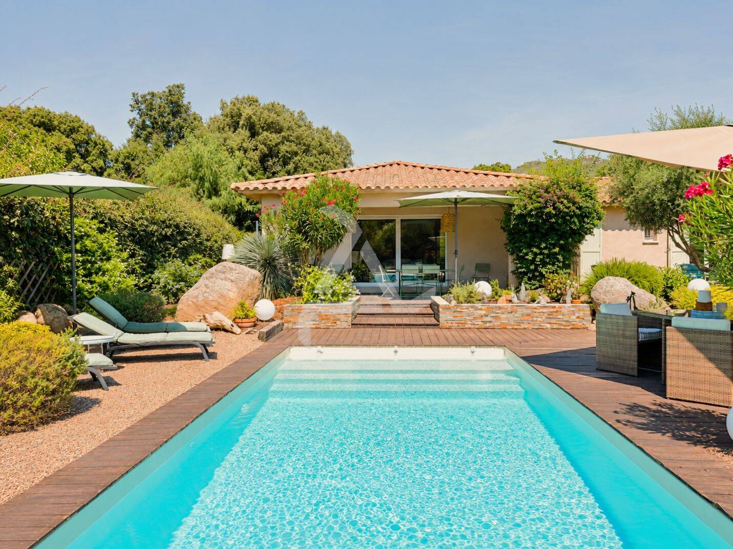 Maison 5 pièces 109 m² · à Zonza · 109 m² · 698 500 €