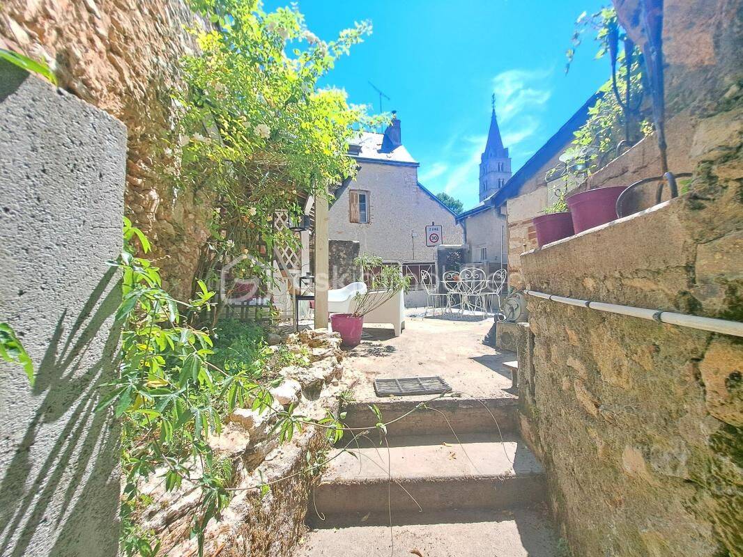 Maison 5 pièces 109 m² · à Truyes · 109 m² · 198 000 €