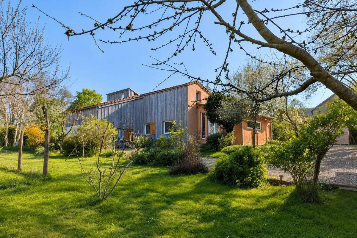 Maison 8 pièces 163 m² · à Bitry · 163 m² · 249 000 €