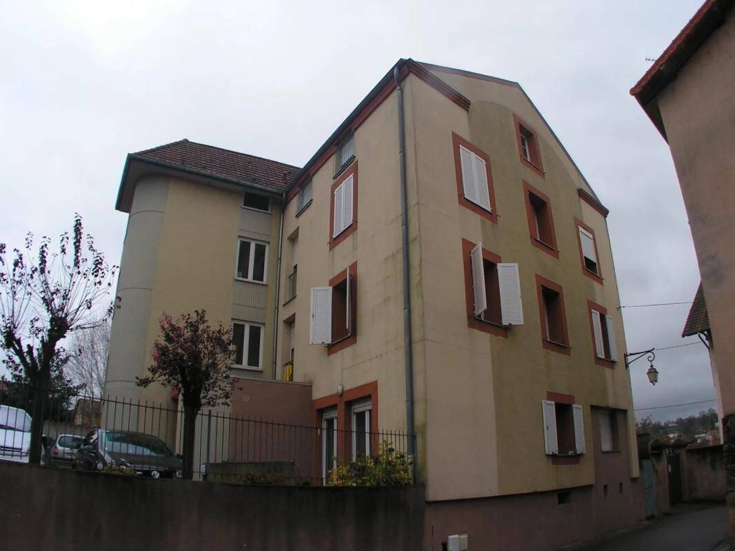 Appartement 1 pièce 70 m² · à Charlieu · 70 m² · 467 €/mois