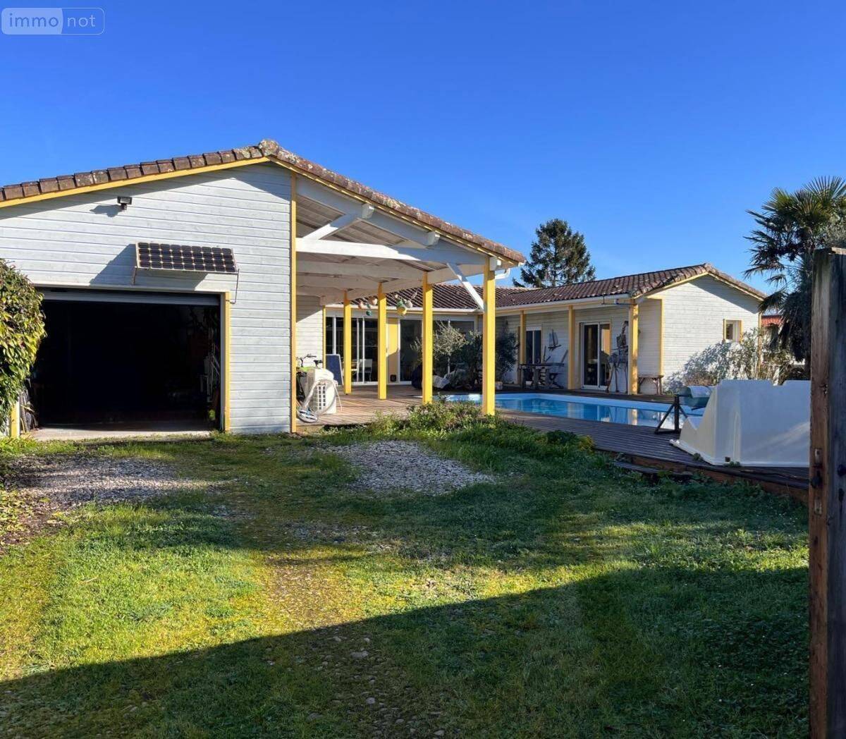 Maison 4 pièces 151 m² · à Charron · 151 m² · 350 000 €