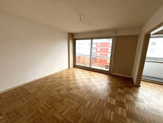 Appartement à louer 760 € 4 pièces 2 chambres 75,9 m² 3ème étage Bellevue Brest 29200