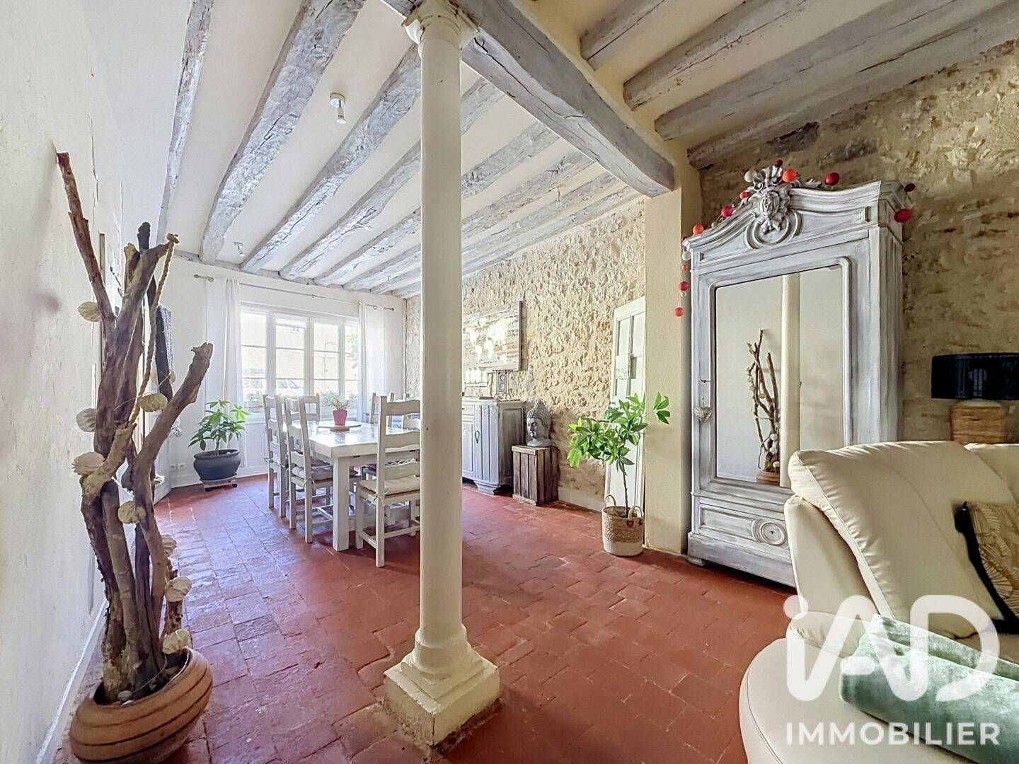 Maison 6 pièces 200 m² · à Pontlevoy · 200,4 m² · 261 000 €