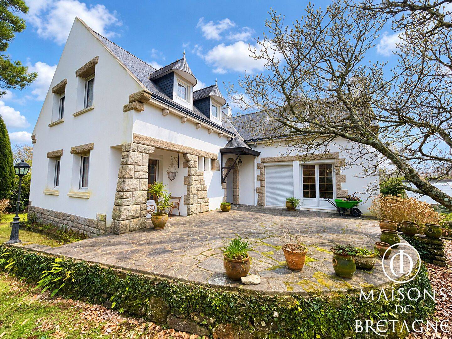 Maison 8 pièces 220 m² · à Ploemeur · 220 m² · 828 000 €
