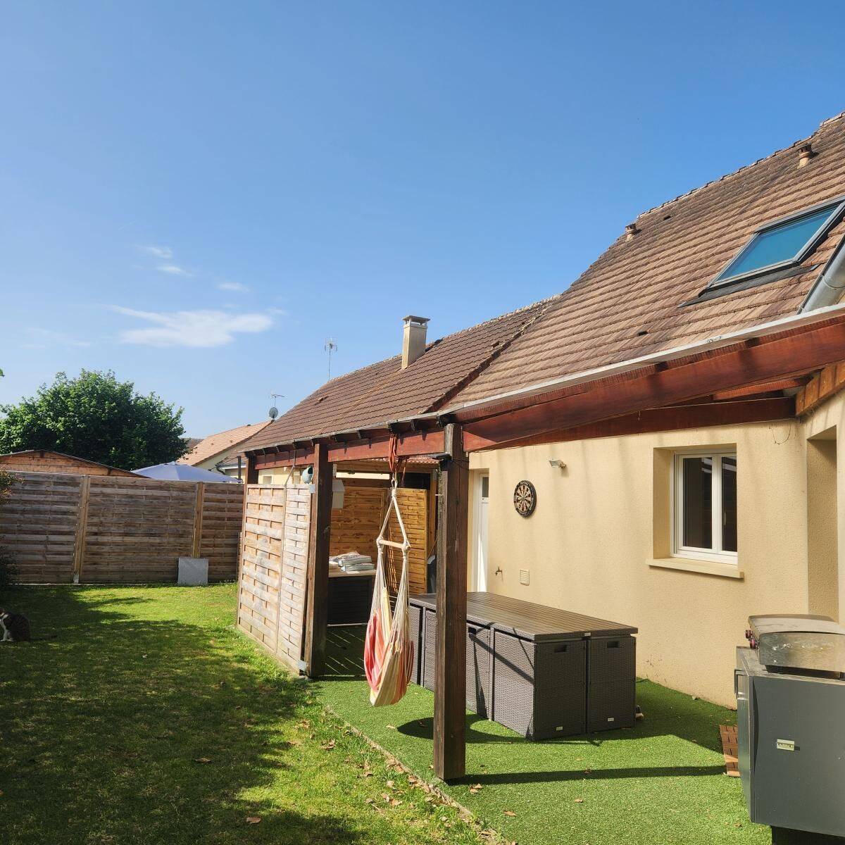 Maison 6 pièces 102 m² · à Cherré-au · 102 m² · 218 400 €