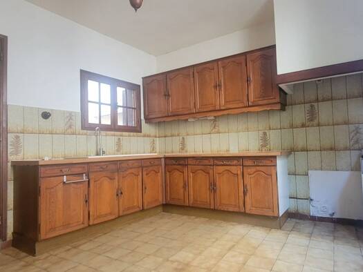 Maison à vendre 76 000 € 5 pièces 4 chambres 109 m² Berlou 34360