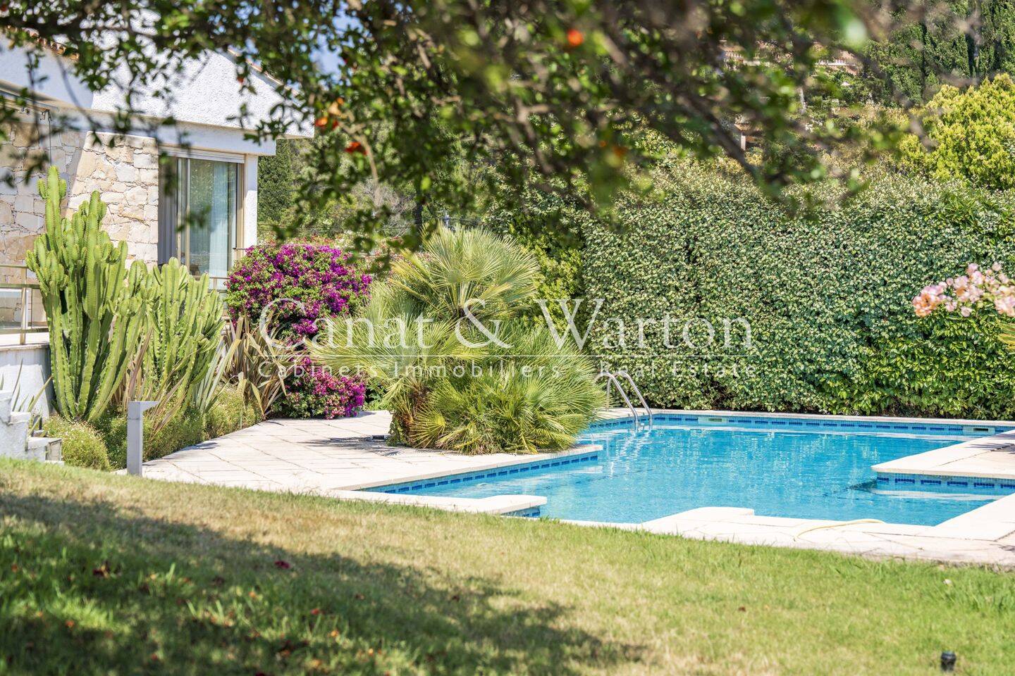 Maison 7 pièces 260 m² · à Carqueiranne · 260 m² · 1 350 000 €