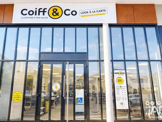 Boutique à vendre 43 000 € 120 m² de surface de vente Valdahon 25800