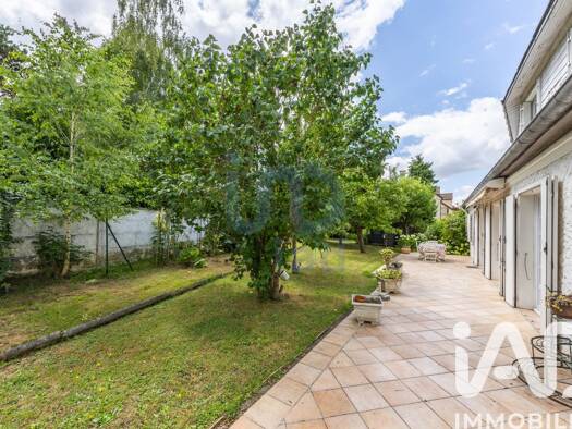 Maison à vendre 489 000 € 8 pièces 5 chambres 195 m² 1 720 m² de terrain Carouge Joncs Marins Brétigny-sur-Orge 91220