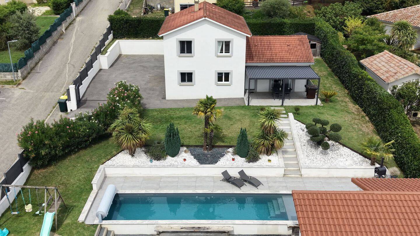 Maison 6 pièces 128 m² · à Vienne · 127,8 m² · 425 000 €