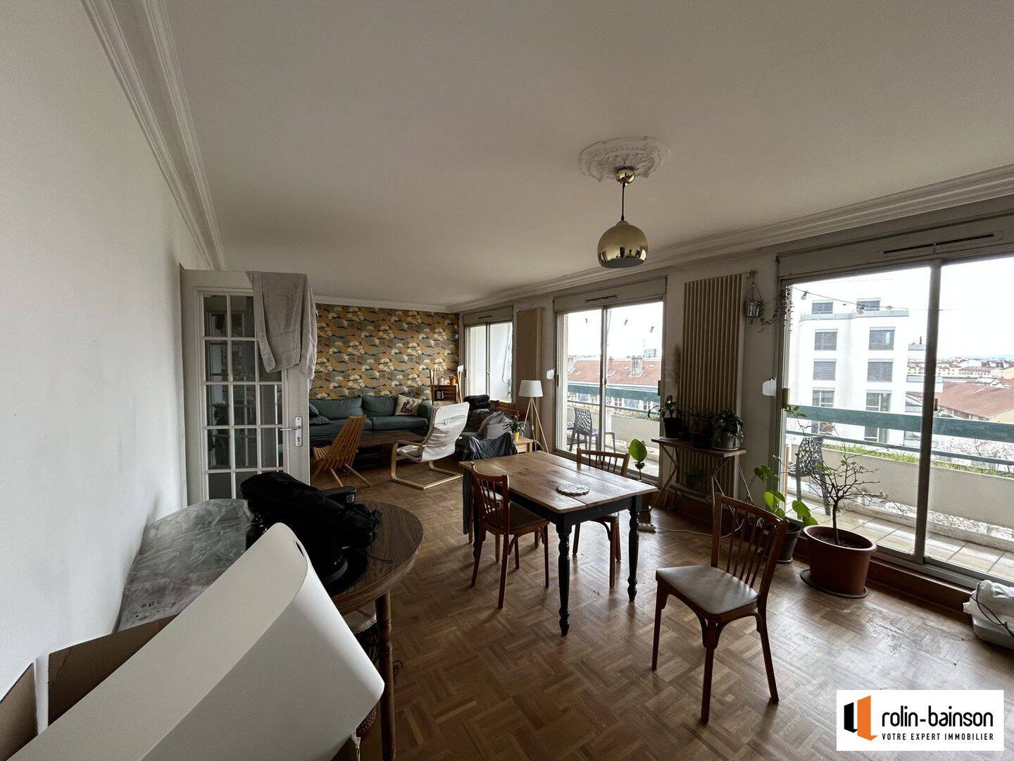 Appartement 4 pièces 99 m² · à Villeurbanne · 99 m² · 1 421 €