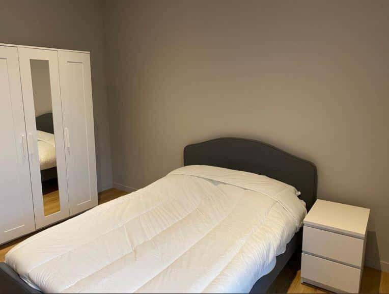1 pièce 15 m² · à Oullins-Pierre-Bénite · 15 m² · 698 €