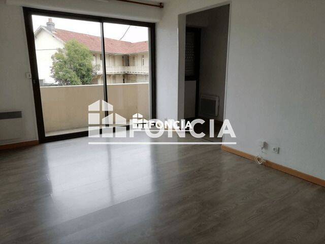 Appartement 1 pièce 25 m² · à Tarbes · 25,3 m² · 350 €