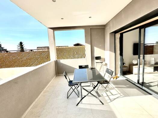 Triplex à vendre - Première occupation 137 800 € 3 pièces 1 chambre 39 m² Étage 2/3 Bourdines Sorgues 84700