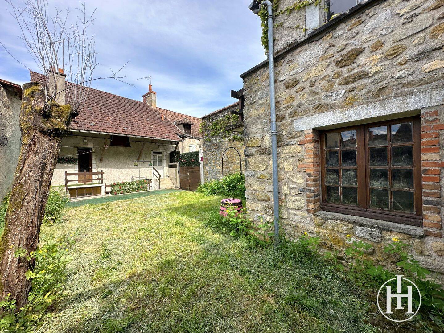 Maison 7 pièces 129 m² · à Le Châtelet · 128,7 m² · 69 900 €