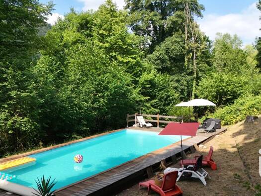 Maison à vendre 395 000 € 6 pièces 5 chambres 217 m² 4 216 m² de terrain Montanges 01200