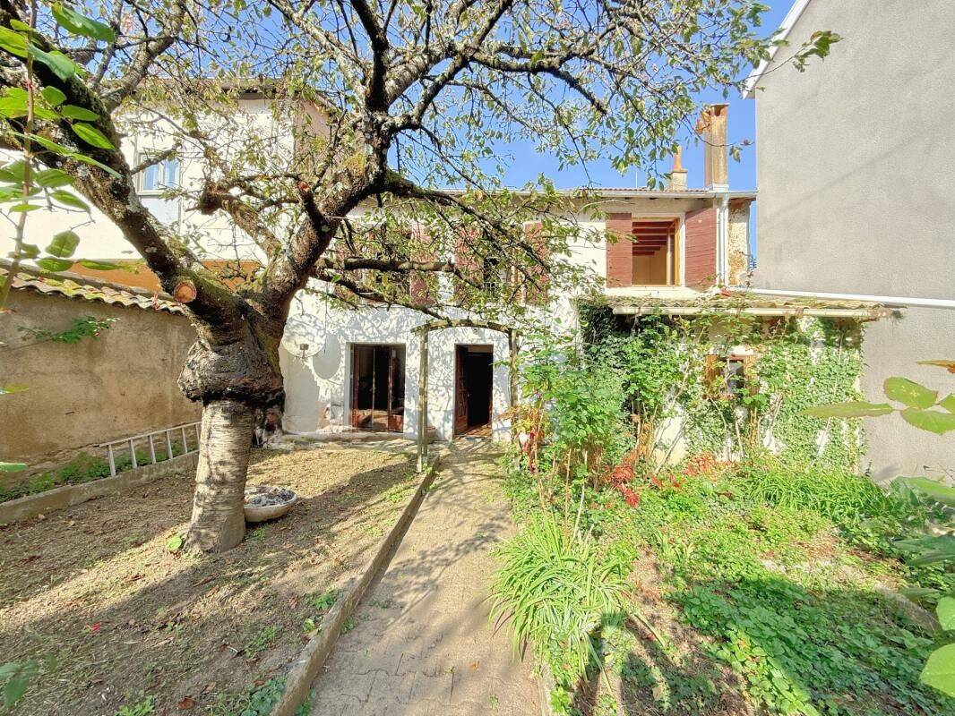 Maison 6 pièces 110 m² · à Chaponost · 110 m² · 355 000 €