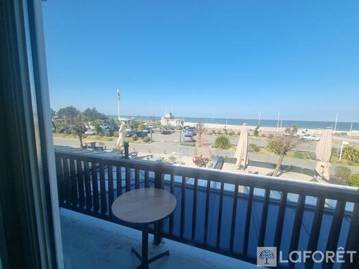 Appartement à vendre 249 500 € 3 pièces 1 chambre 40 m² Étage 1/2 Merville-Franceville-Plage 14810