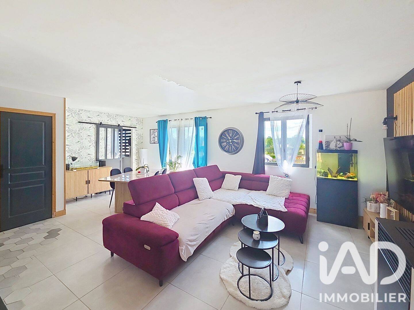 Maison 5 pièces 88 m² · à Tour-en-Bessin · 87,5 m² · 247 000 €