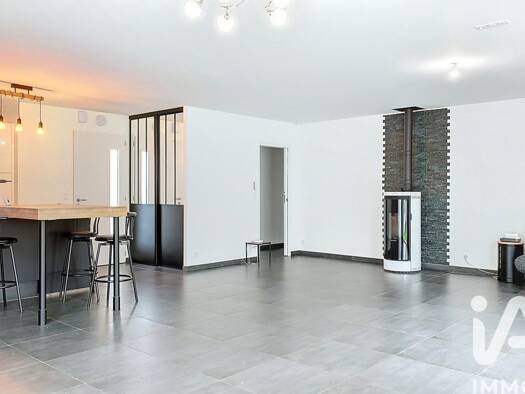 Pavillon à vendre 416 000 € 5 pièces 3 chambres 126 m² 560 m² de terrain Val de Moine Cholet 49300