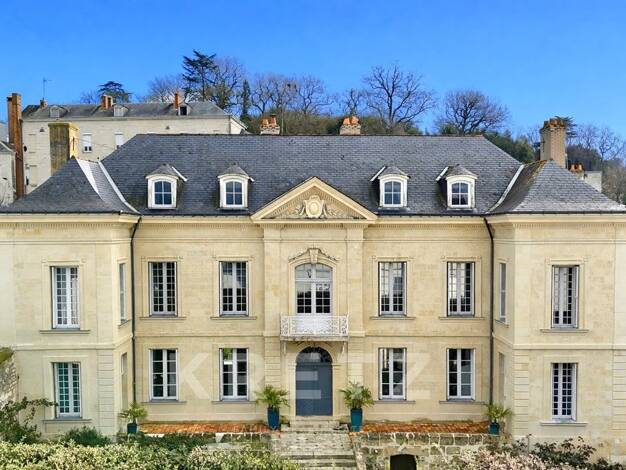 Demeure à vendre 1 526 000 € 9 pièces 5 chambres 317 m² 880 m² de terrain Delessert-Saint Louis-Nantilly Saumur 49400