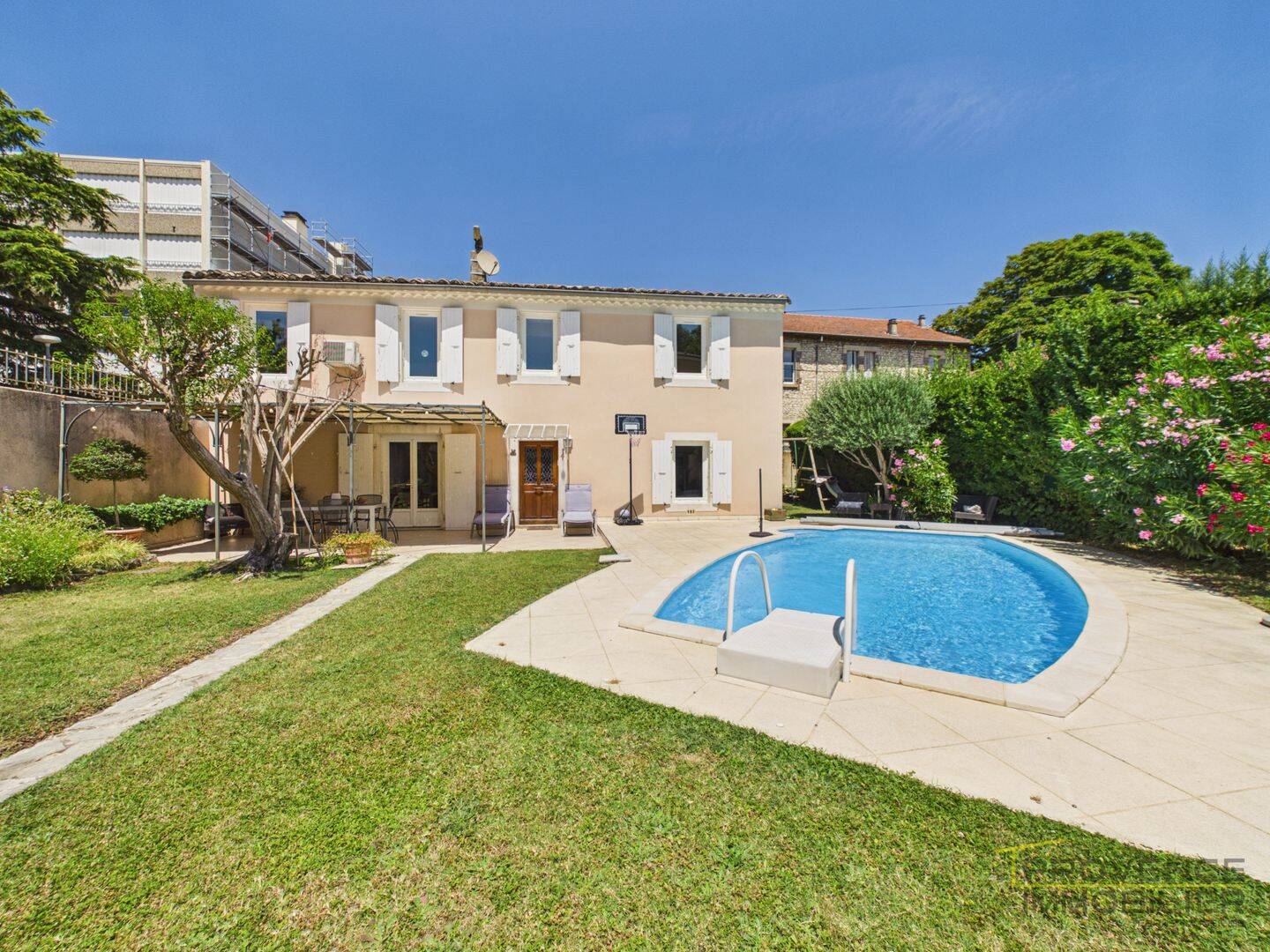 Maison 5 pièces 117 m² · à Montélimar · 117 m² · 299 000 €
