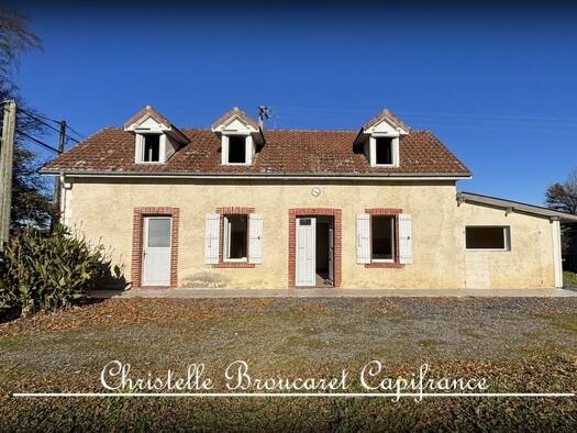 Maison à vendre 158 000 € 3 pièces 2 chambres 90 m² 1 500 m² de terrain Lalongue 64350