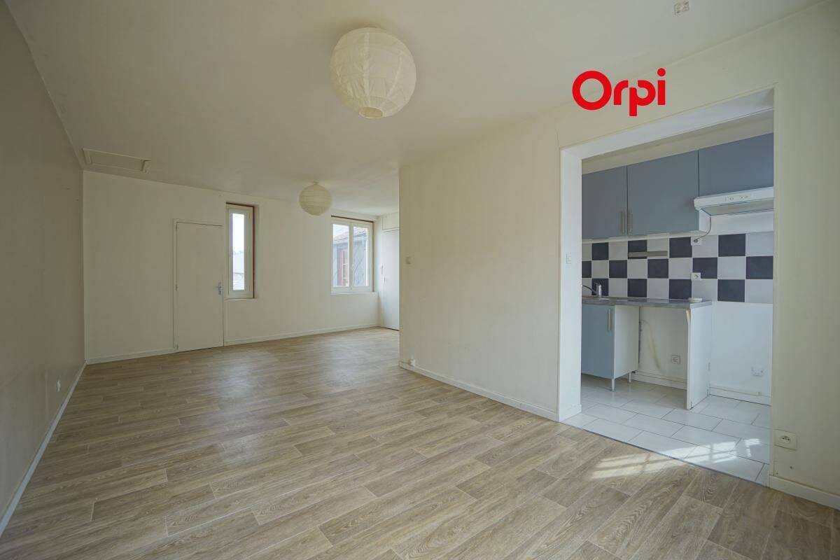 Appartement 2 pièces 65 m² · à Bernay · 65 m² · 560 €/mois