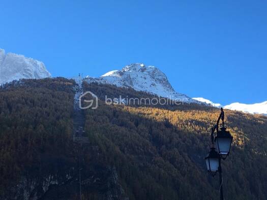 Duplex à vendre 145 000 € 3 pièces 2 chambres 43 m² Étage 1/2 La Grave 05320