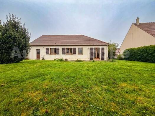 Maison de plain-pied à vendre 345 000 € 5 pièces 3 chambres 96,5 m² 540 m² de terrain Charny 77410