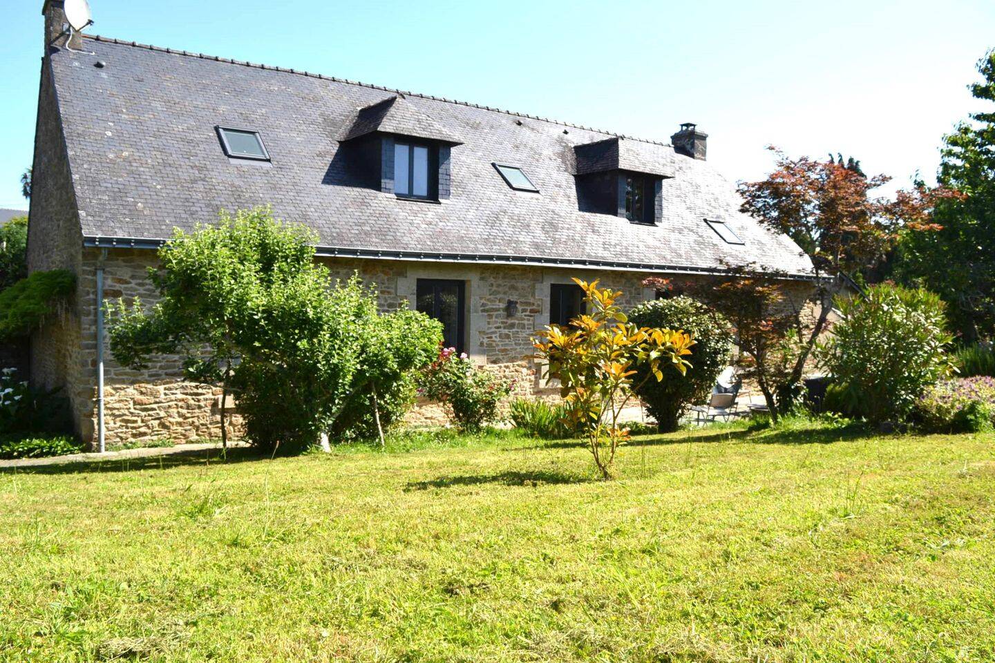 Maison 8 pièces 230 m² · à Hennebont · 230 m² · 653 000 €