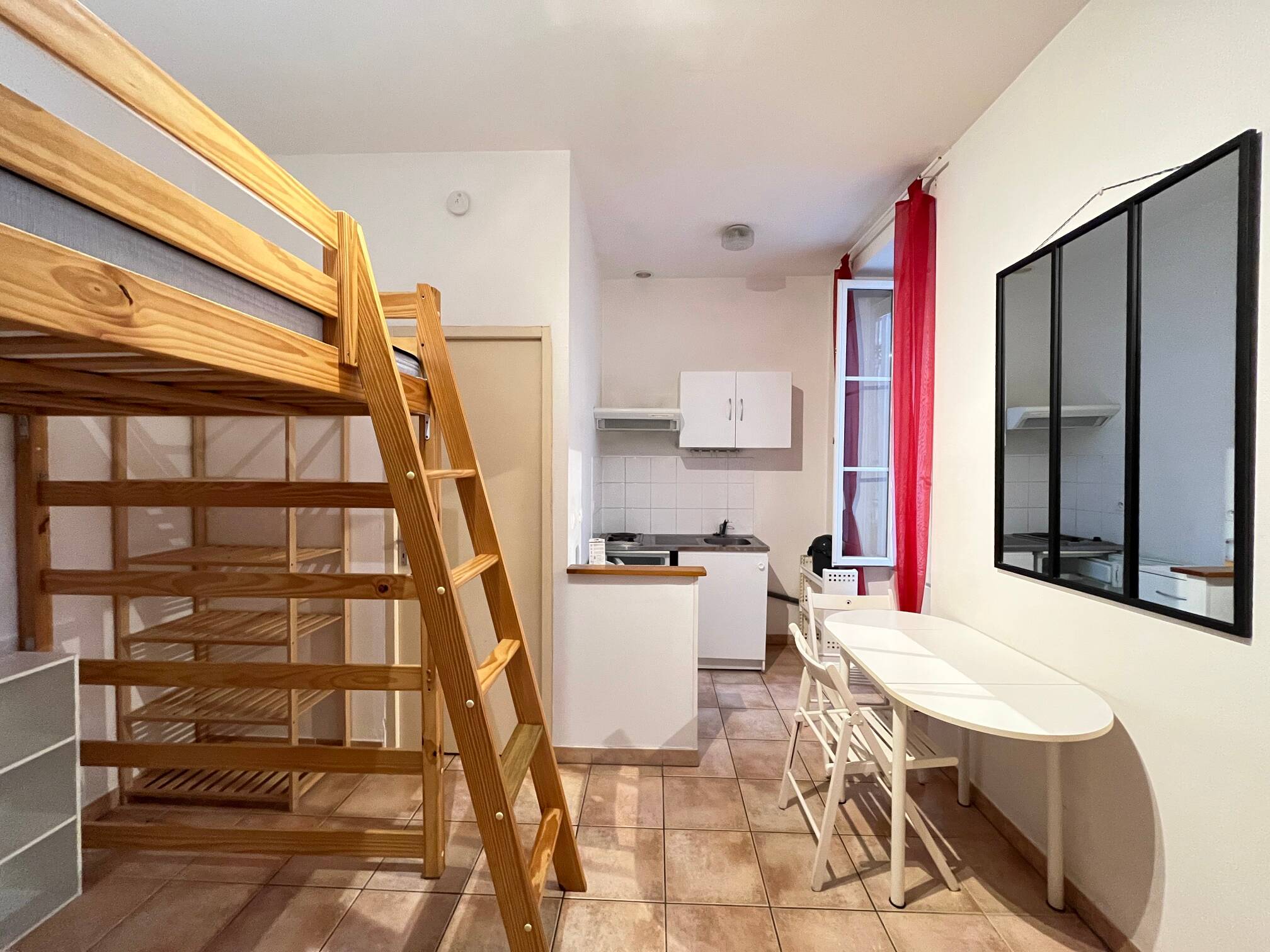 Appartement 1 pièce 18 m² · à Bordeaux · 18 m² · 495 €/mois
