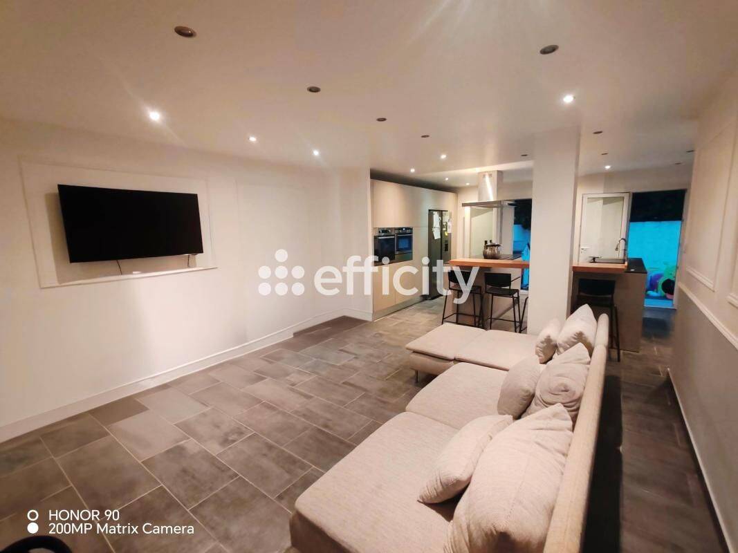 Maison 5 pièces 130 m² · à Marseille · 130 m² · 330 000 €