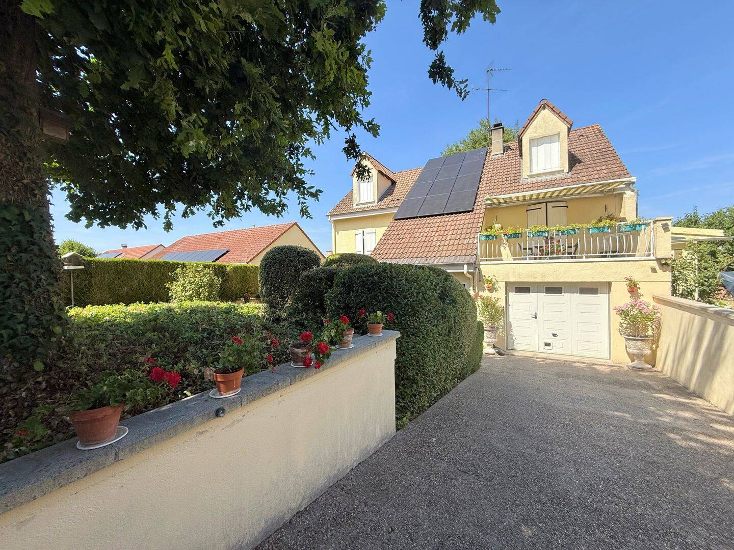 Maison 6 pièces 166 m² · à Vierzon · 165,6 m² · 190 000 €