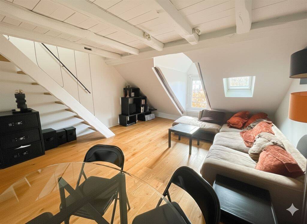 Appartement 2 pièces 65 m² · à Paris 11ème Arrondissement · 64,6 m² · 495 000 €