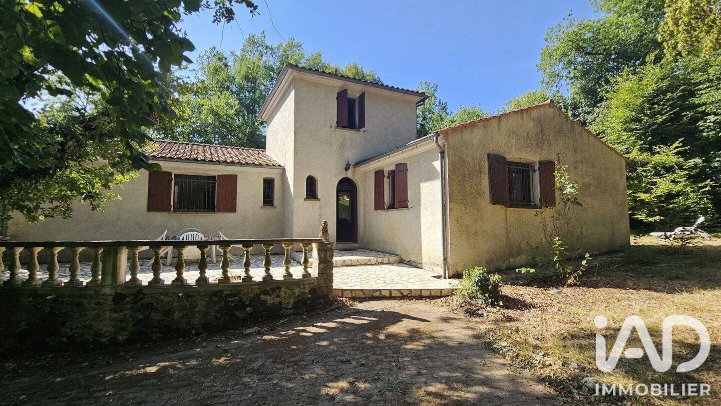 Maison 6 pièces 135 m² · à Saintes · 135 m² · 289 000 €